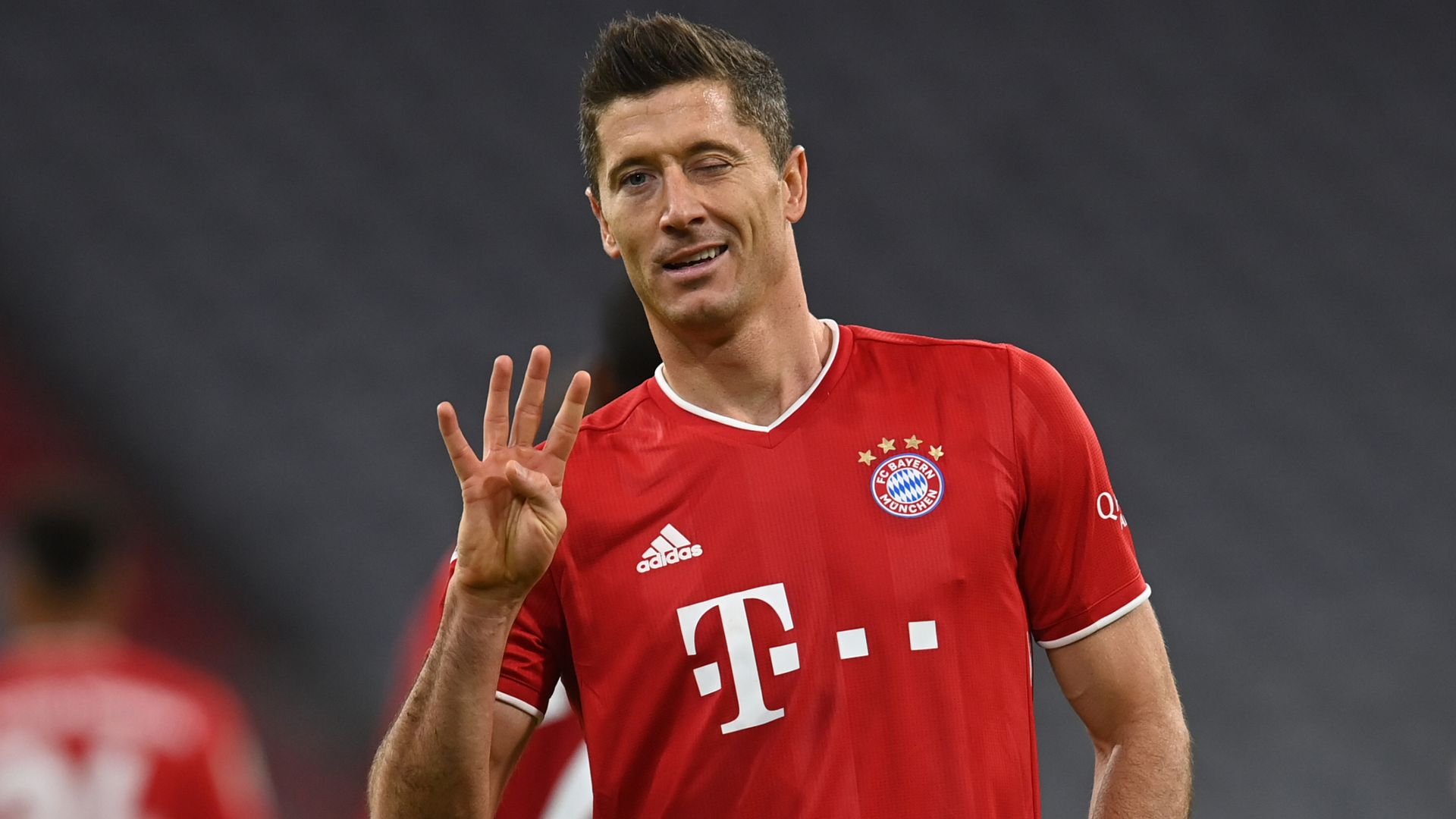 Lewandowski nets four - Euro round-up