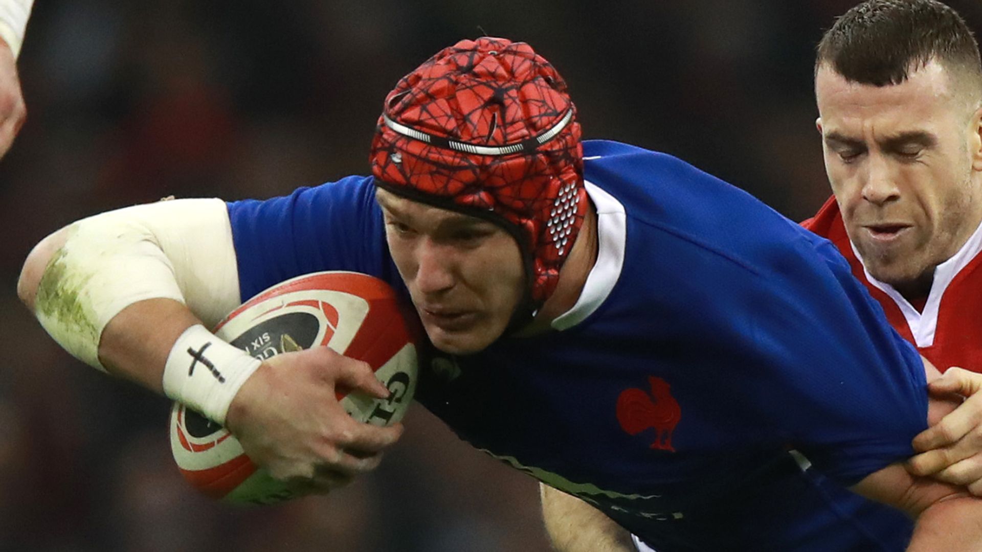 Le Roux cited for Wyn Jones incident