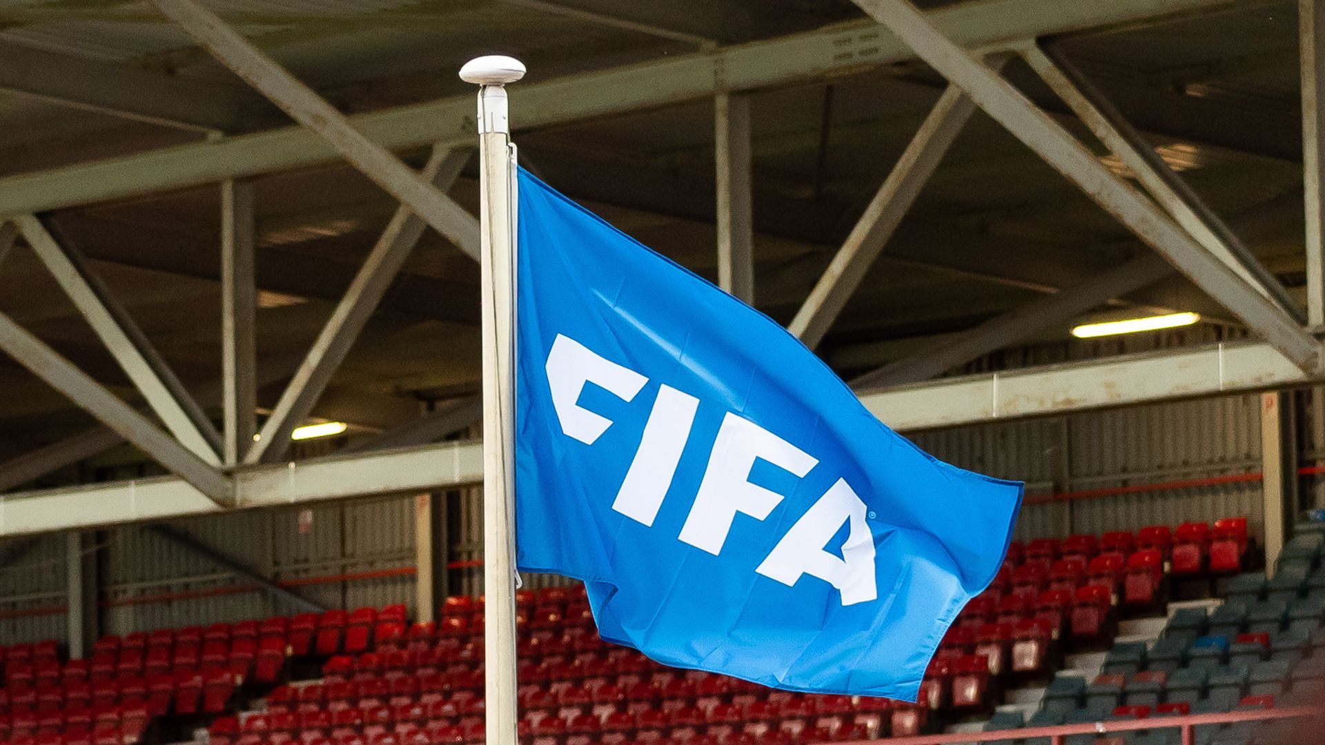 FIFA: Badan sepak bola akan meninjau kebijakan kelayakan transgender |  Berita Sepak Bola