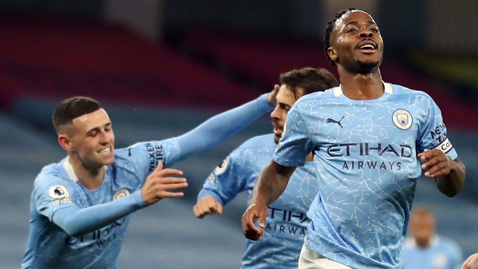 Sterling strike edges Man City past Arsenal