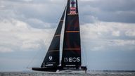 Sailing-Stream.fr ⚓ 36e America's Cup: Sir Ben Ainslie et INEOS TEAM UK lancent leur bateau de course ⚓ Voiliers