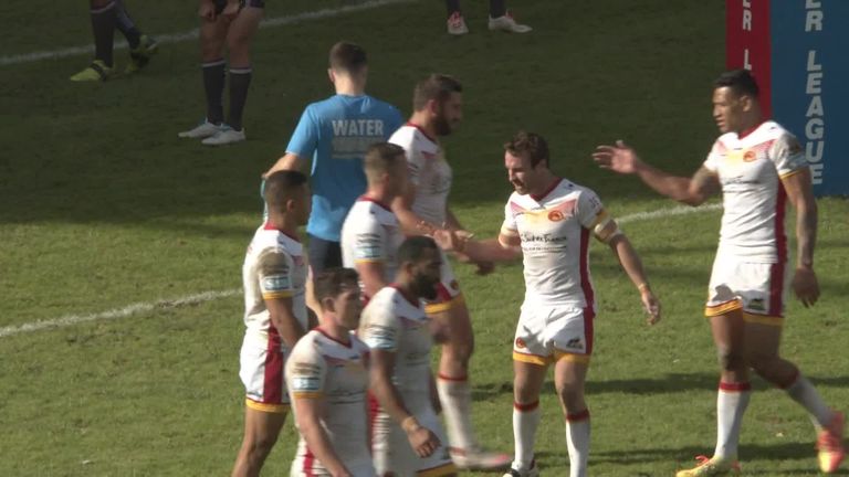 Catalans Dragons comfortably beat Wakefield Trinity 40-8 in Perpignan to move up to fourth in the Super League table