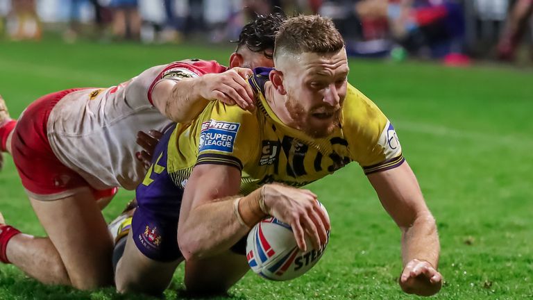Jackson Hastings scored one of four Wigan tries as the Warriors moved to the top of Super League