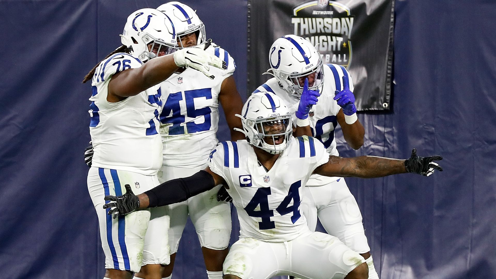 Rivers rallies Colts to huge win over Titans