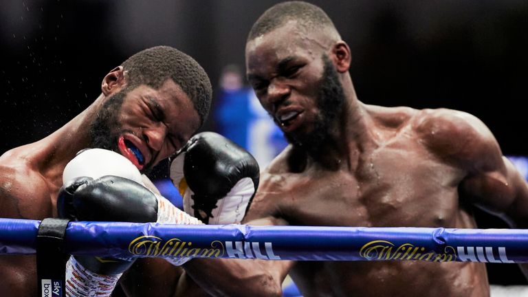 Kongo broke Luther Clay's stamina in the ninth round 