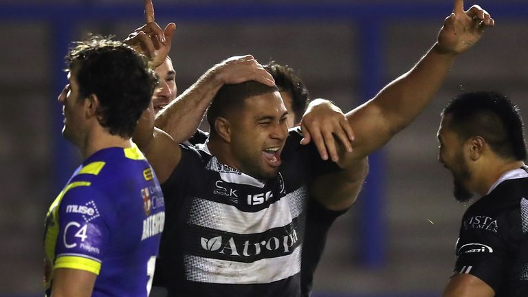 Chris Satae celebrates scoring Hull FC's third try