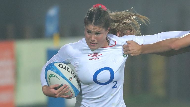 Jess Breach was among the try-scorers as the Red Roses won well in France