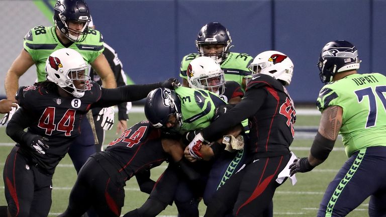 Highlights of the Arizona Cardinals against the Seattle Seahawks in Week 11 of the NFL