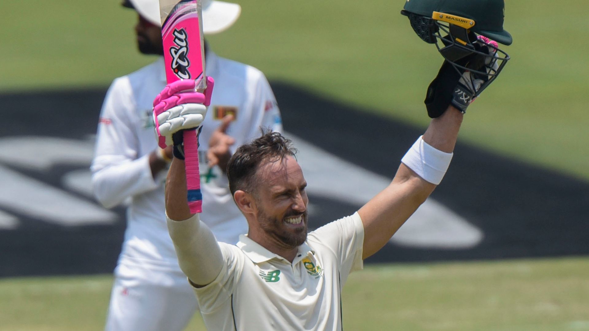 South Africa in command after Du Plessis' 199