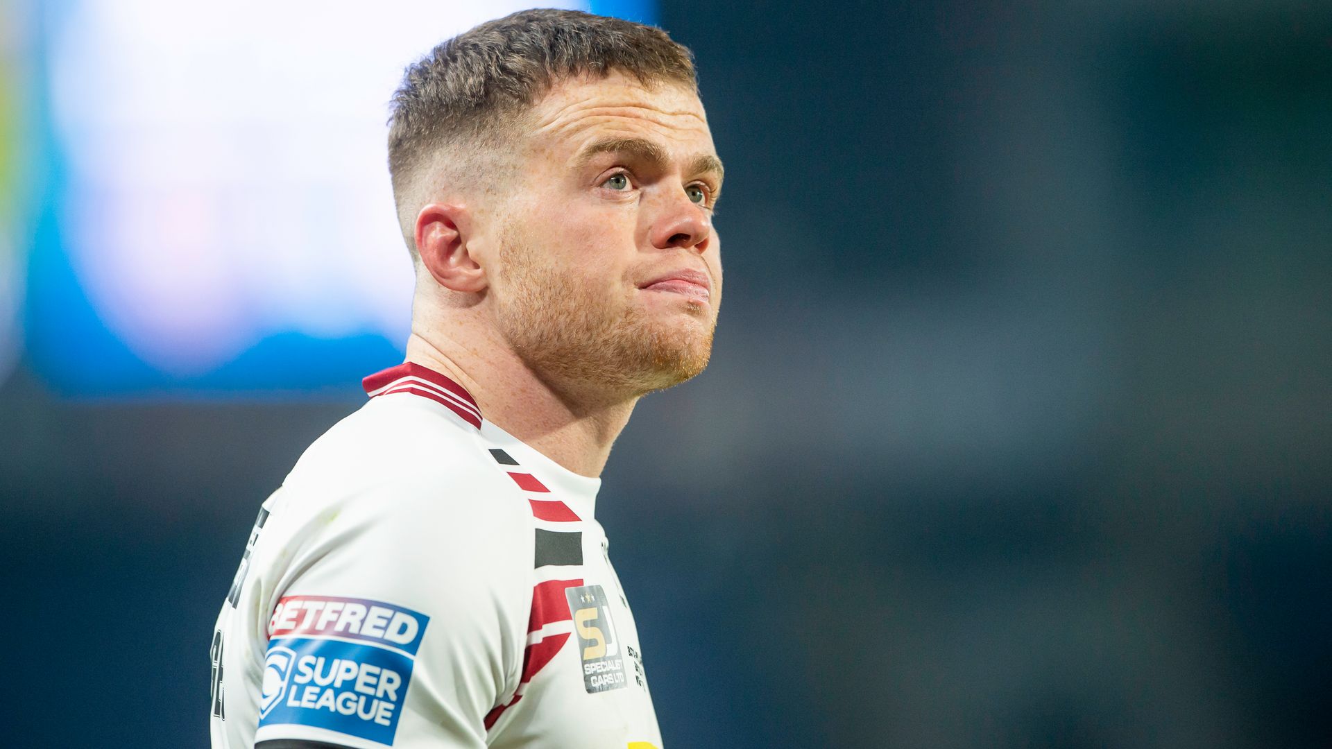 Burgess joins Salford from Wigan on three-year deal