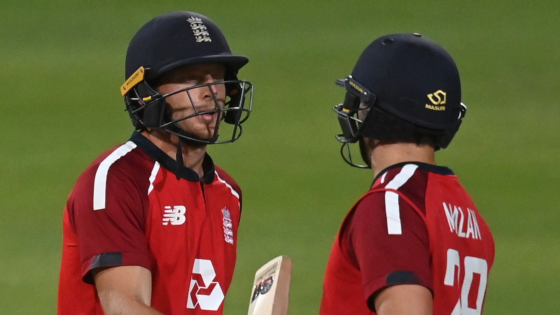 Buttler, Malan guiding England to series sweep LIVE!