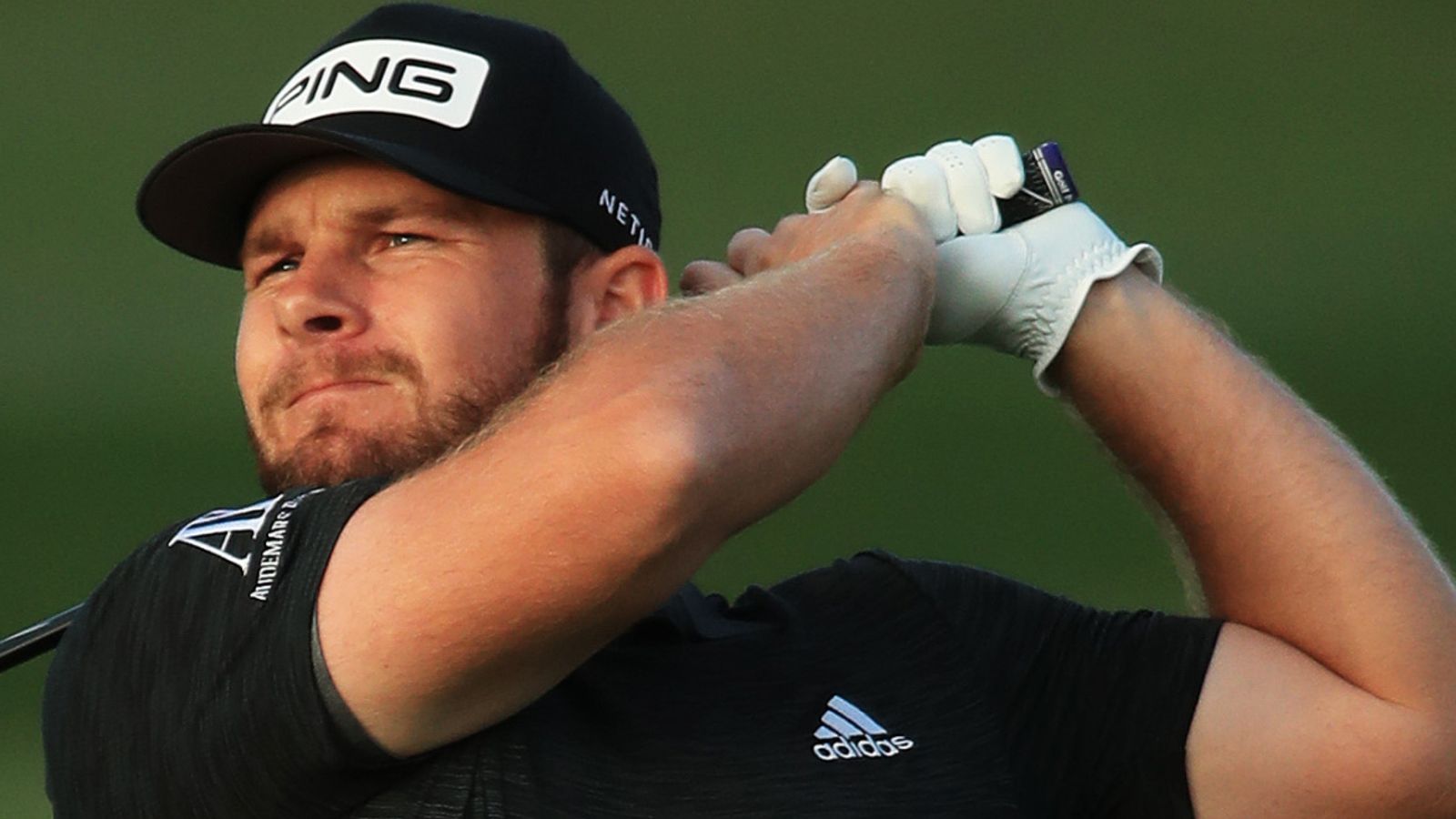 Tyrrell Hatton five ahead as Rory McIlroy falls behind in Abu Dhabi