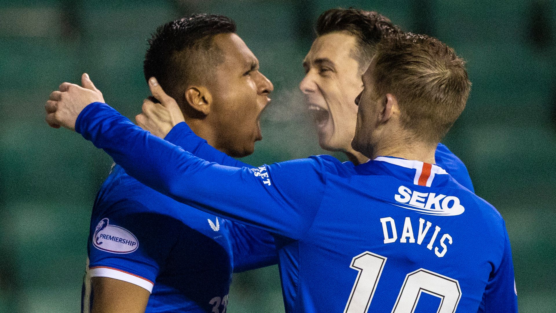 Morelos strikes as Rangers beat Hibs