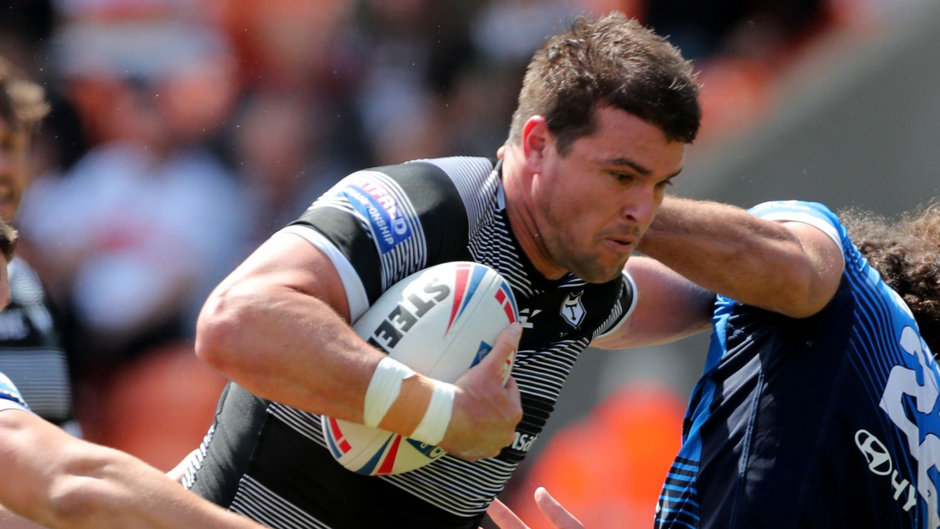 Salford sign prop Darcy Lussick on one-year deal