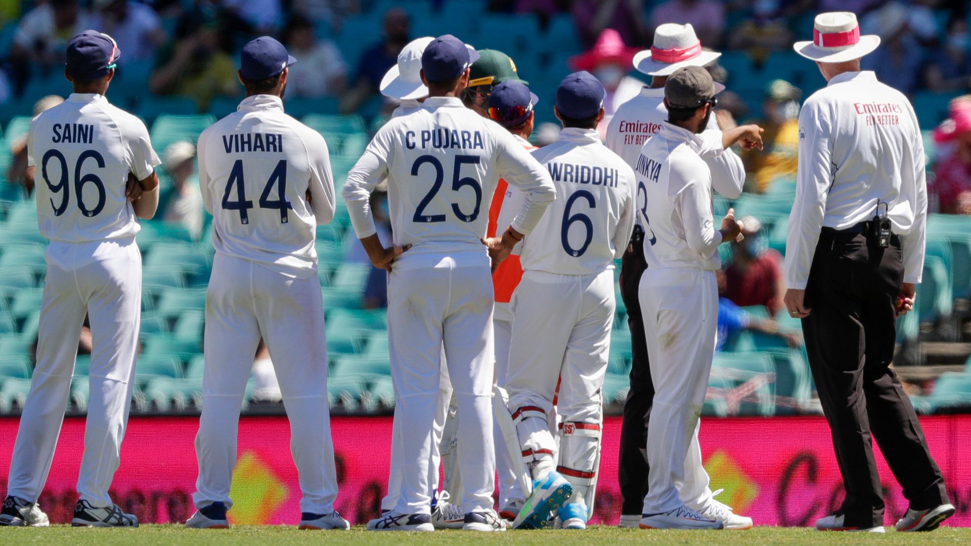 Fans ejected at SCG as India allege abuse from crowd