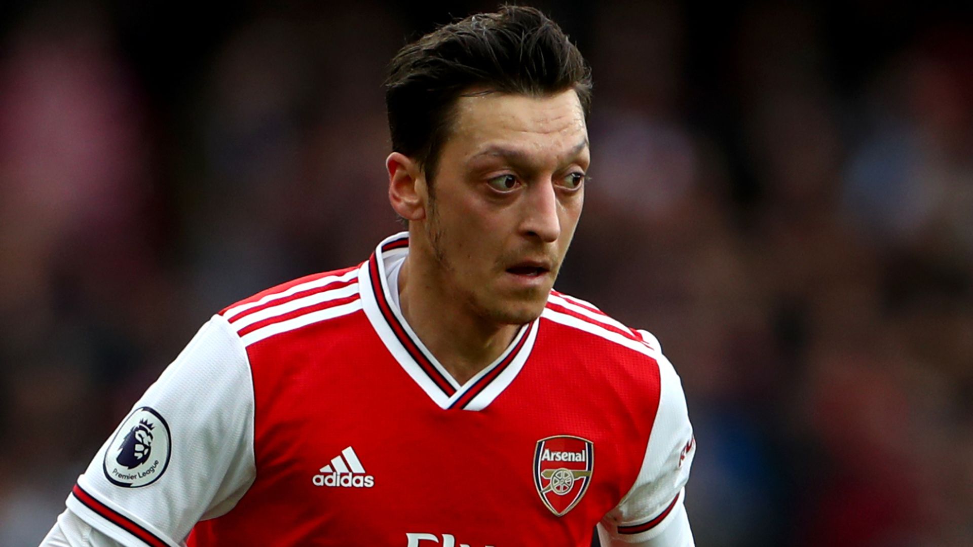 Ozil hypes up Fenerbahce amid Arsenal exit talk