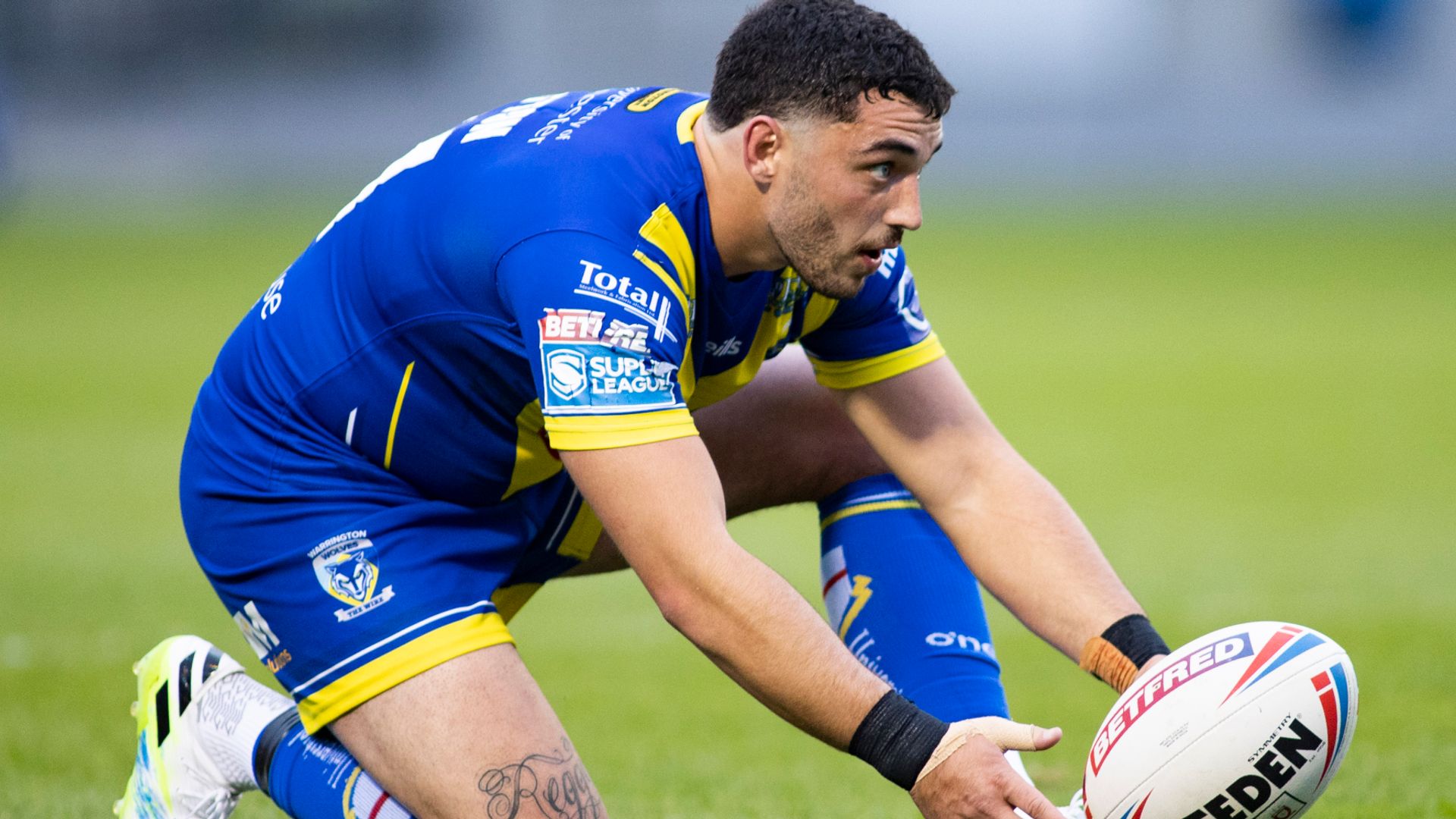 Salford sign Patton from Warrington