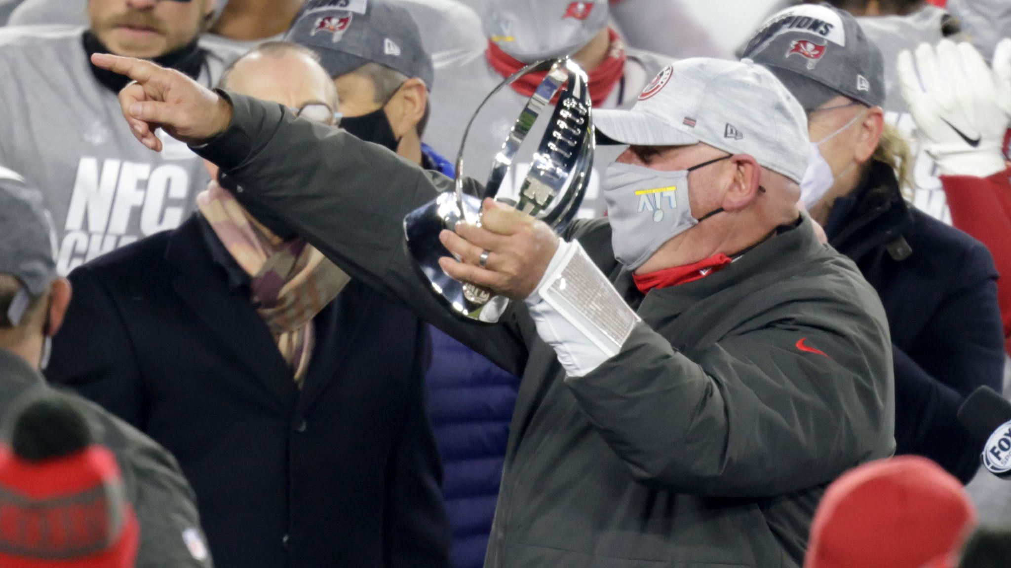 Tampa Bay celebrates after beating Green Bay in NFC title game, advancing  to Super Bowl LV at HOME