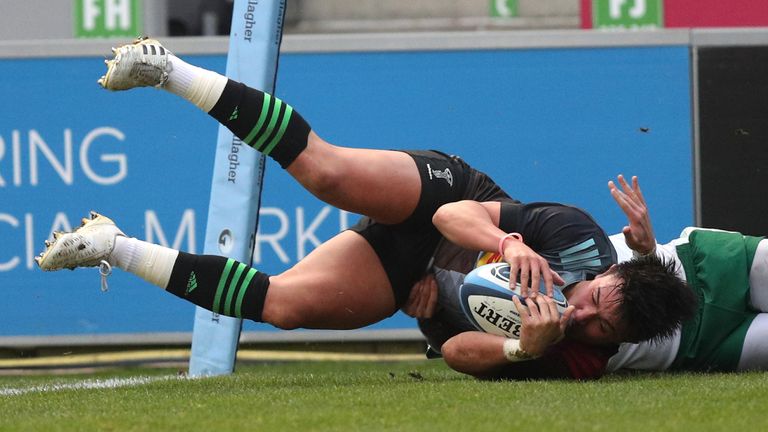 Marcus Smith scored Harlequins' first try