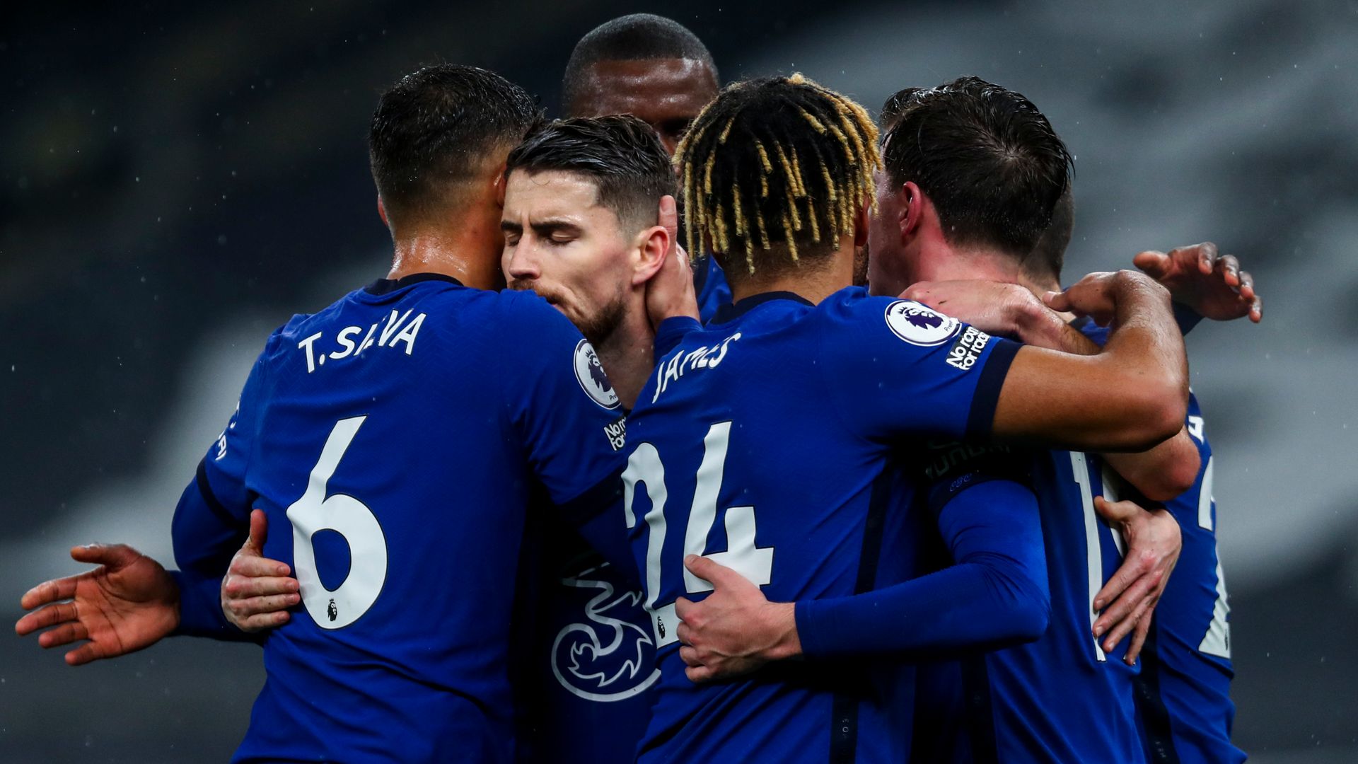 Jorginho penalty sees off lacklustre Spurs