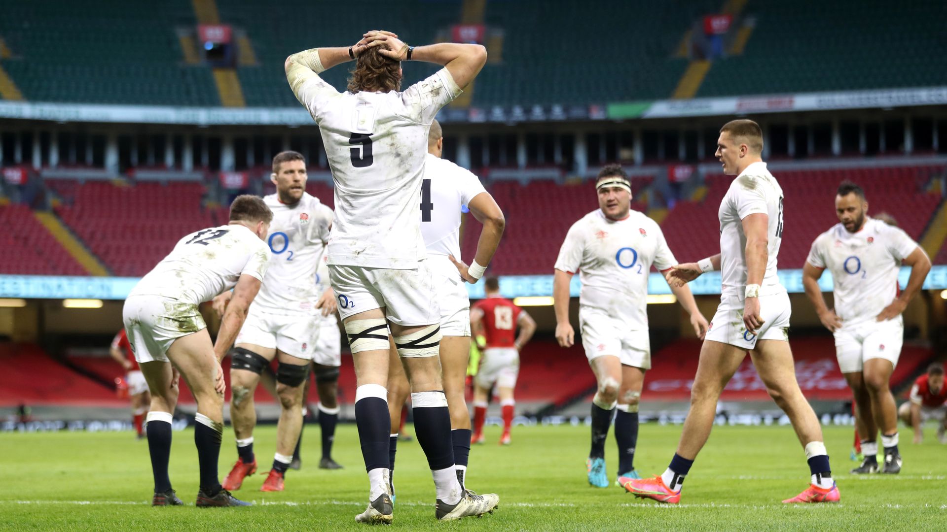 Wales 40-24 England: Player ratings