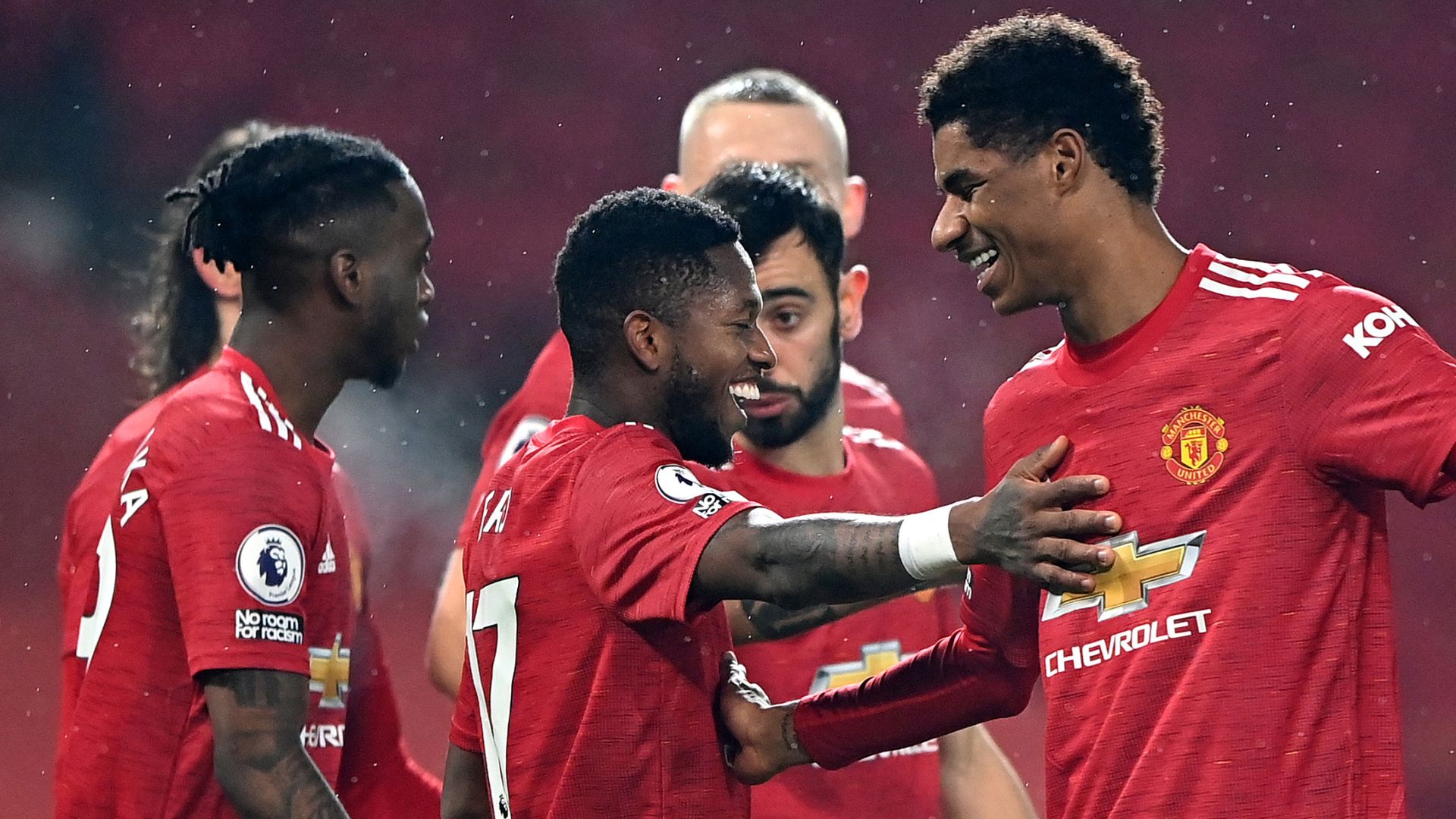 Man Utd destroy nine-man Saints 9-0 to go level with City