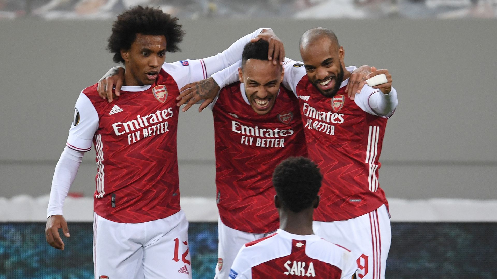 Aubameyang to the rescue for Arsenal