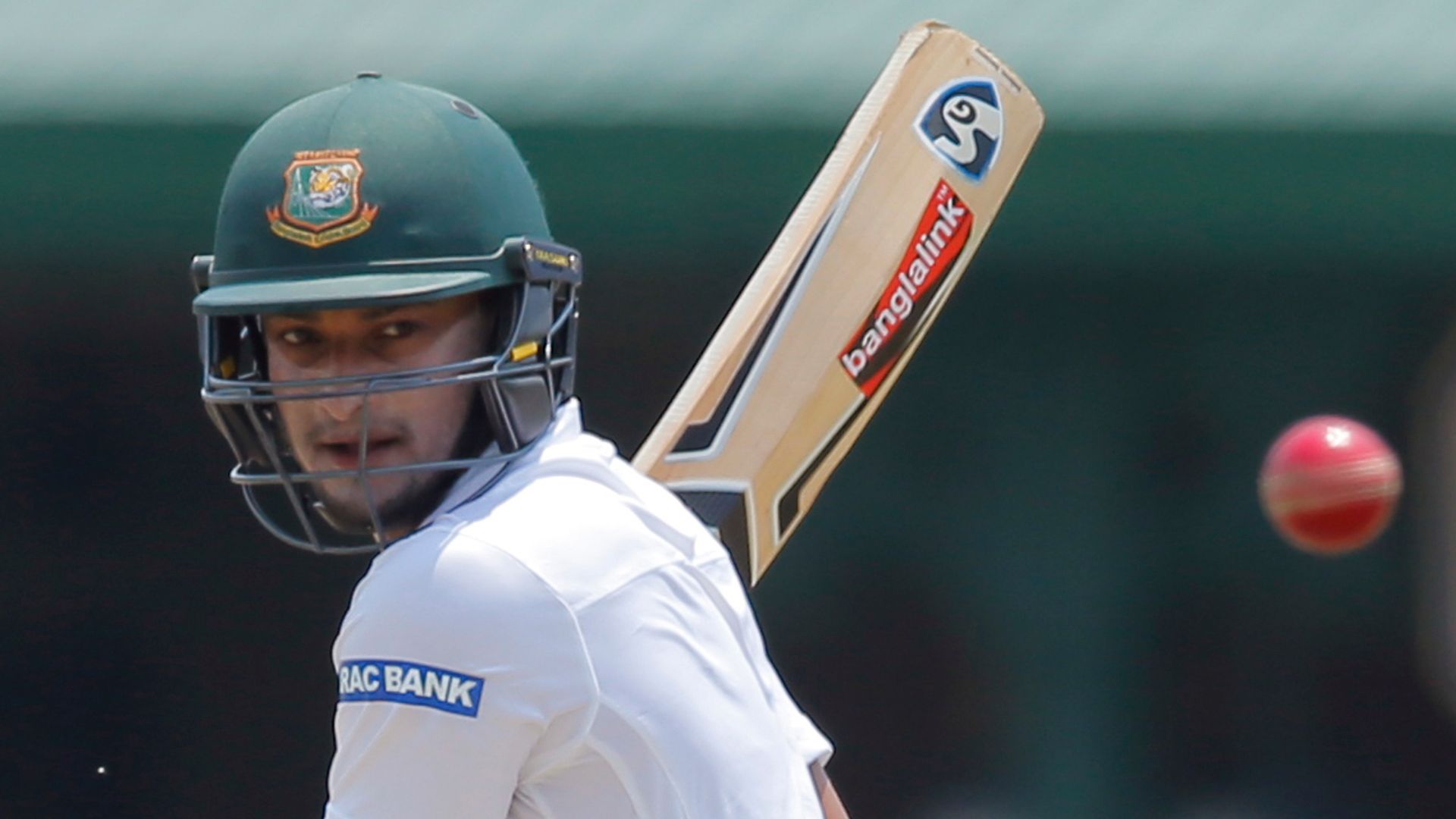 Shakib steadies Bangladesh on Test return