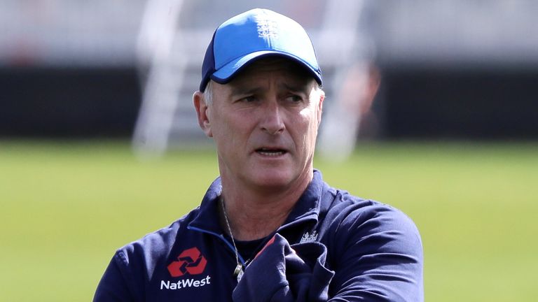 England batting coach Graham Thorpe will be helped by elite pace bowling coach Jon Lewis before Chris Silverwood's arrival in Australia