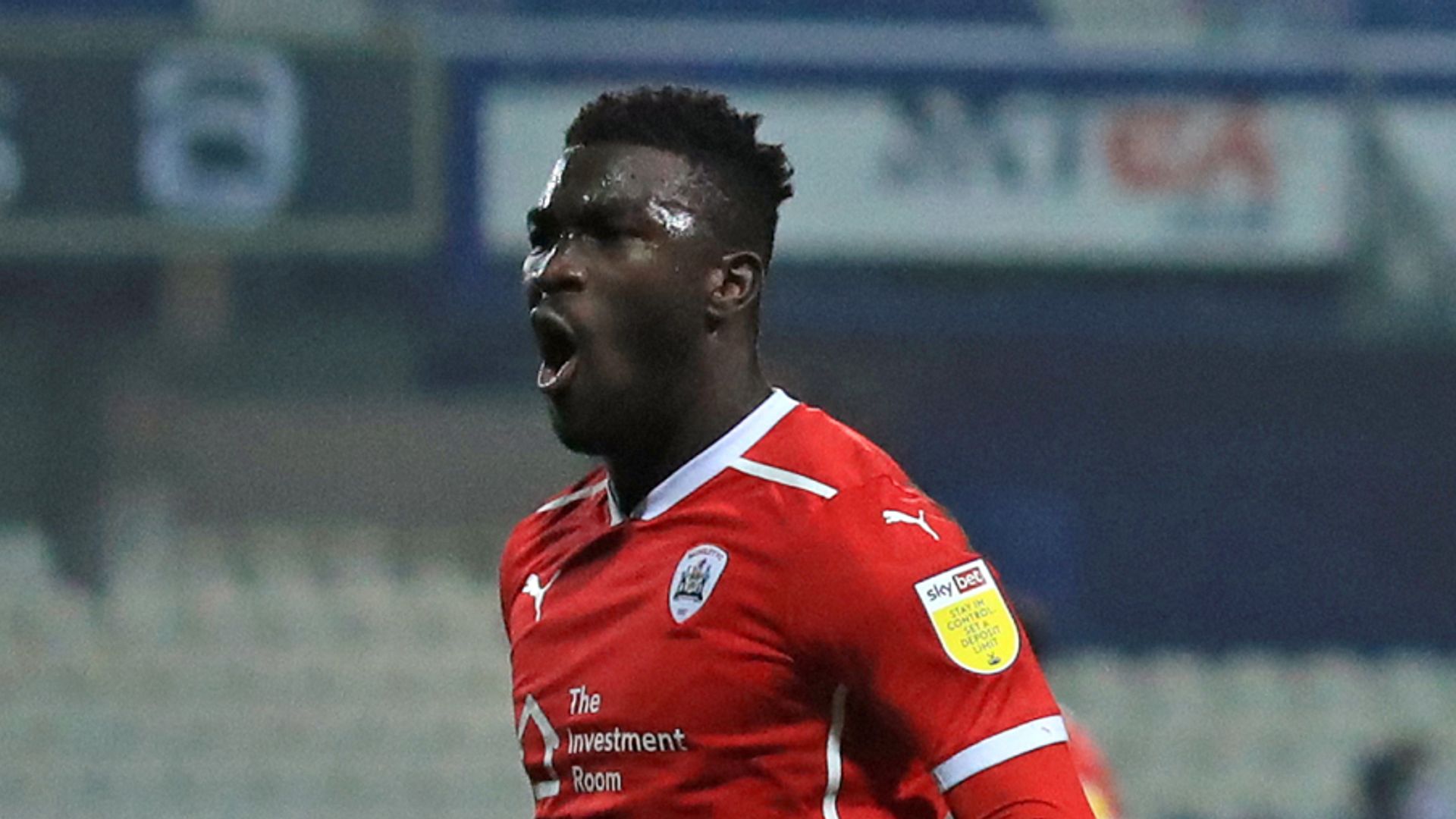 Barnsley beat QPR to maintain play-off charge