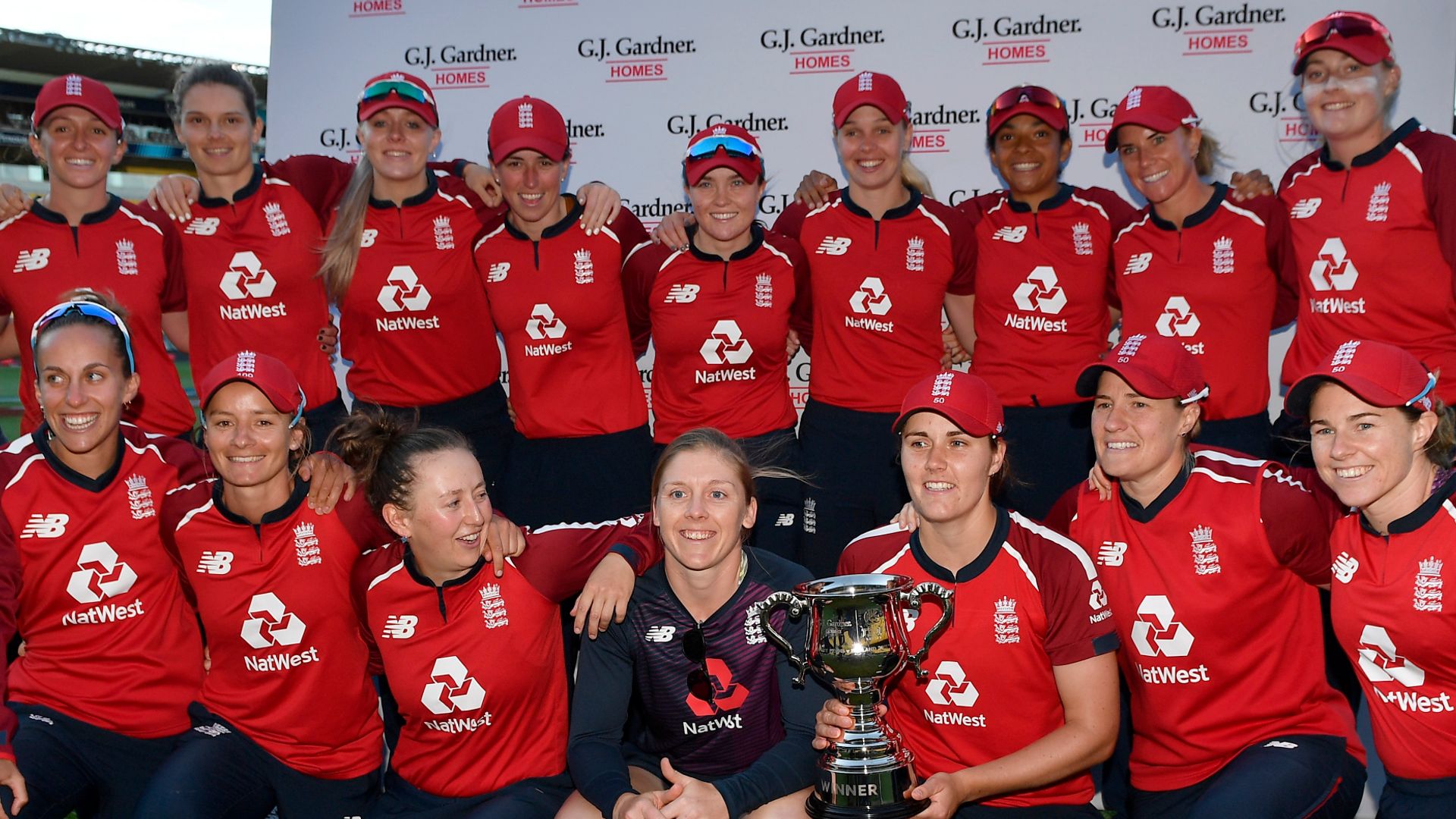 England Women sweep NZ 3-0 after 11th straight T20 win