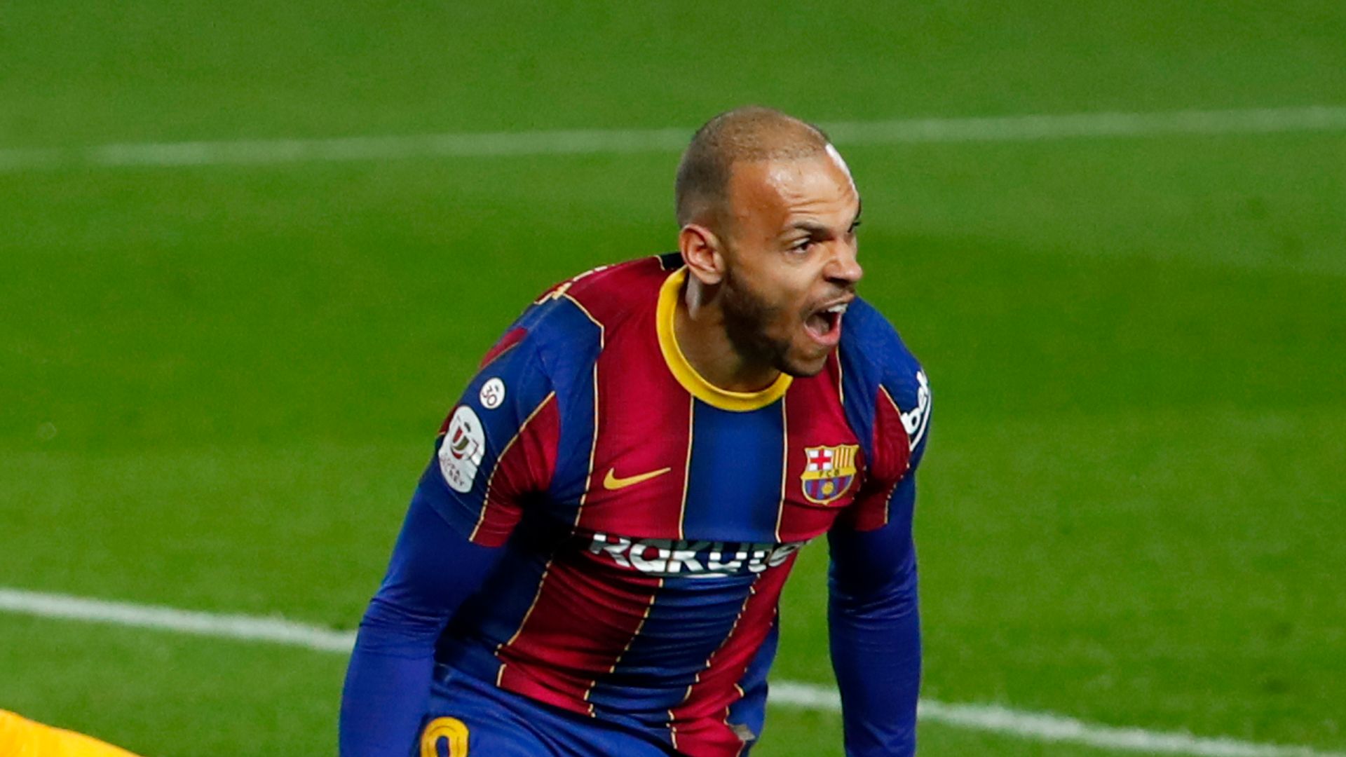 Dramatic Barca comeback beats Sevilla to reach final
