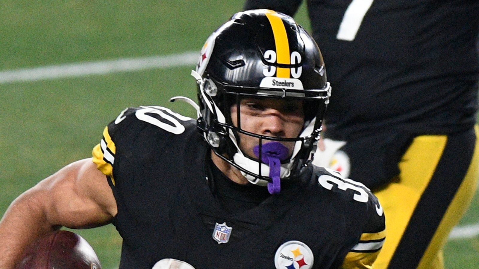 James Conner: Arizona Cardinals agree one-year deal with running