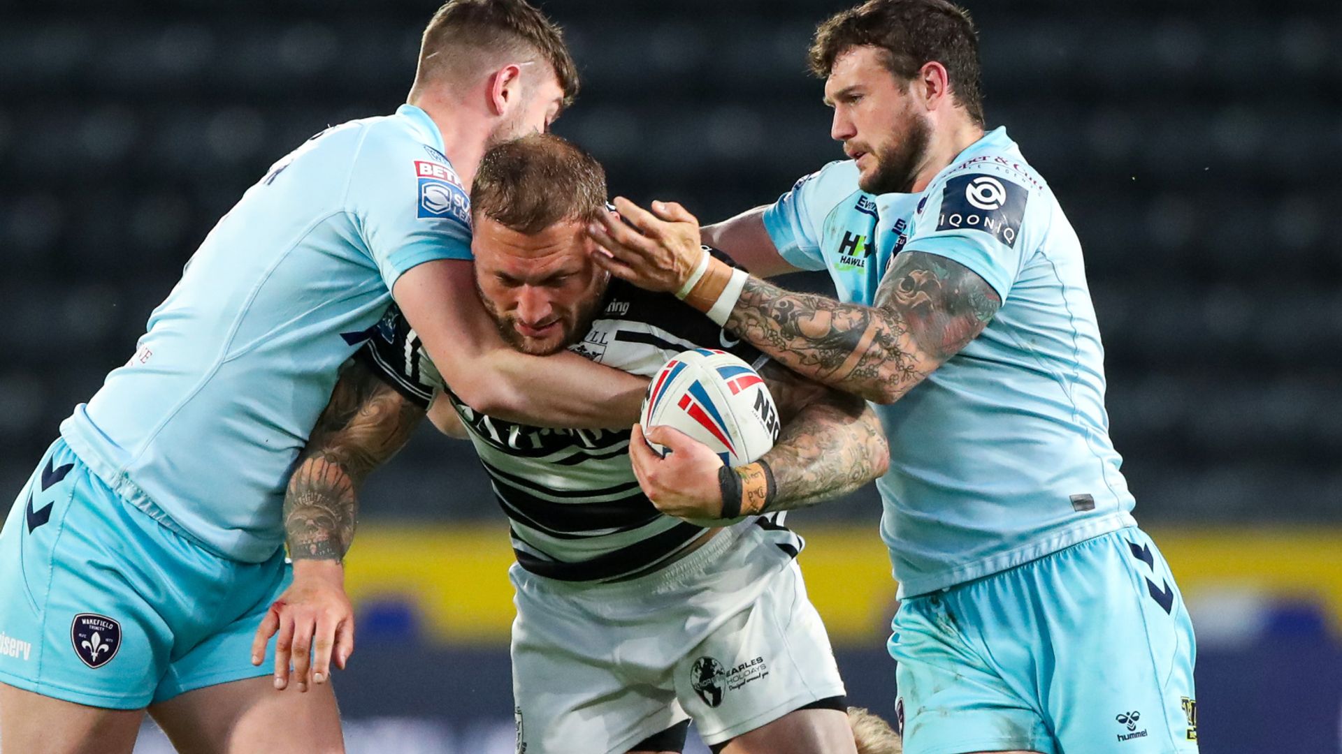 Hull FC stay unbeaten after Wakefield win