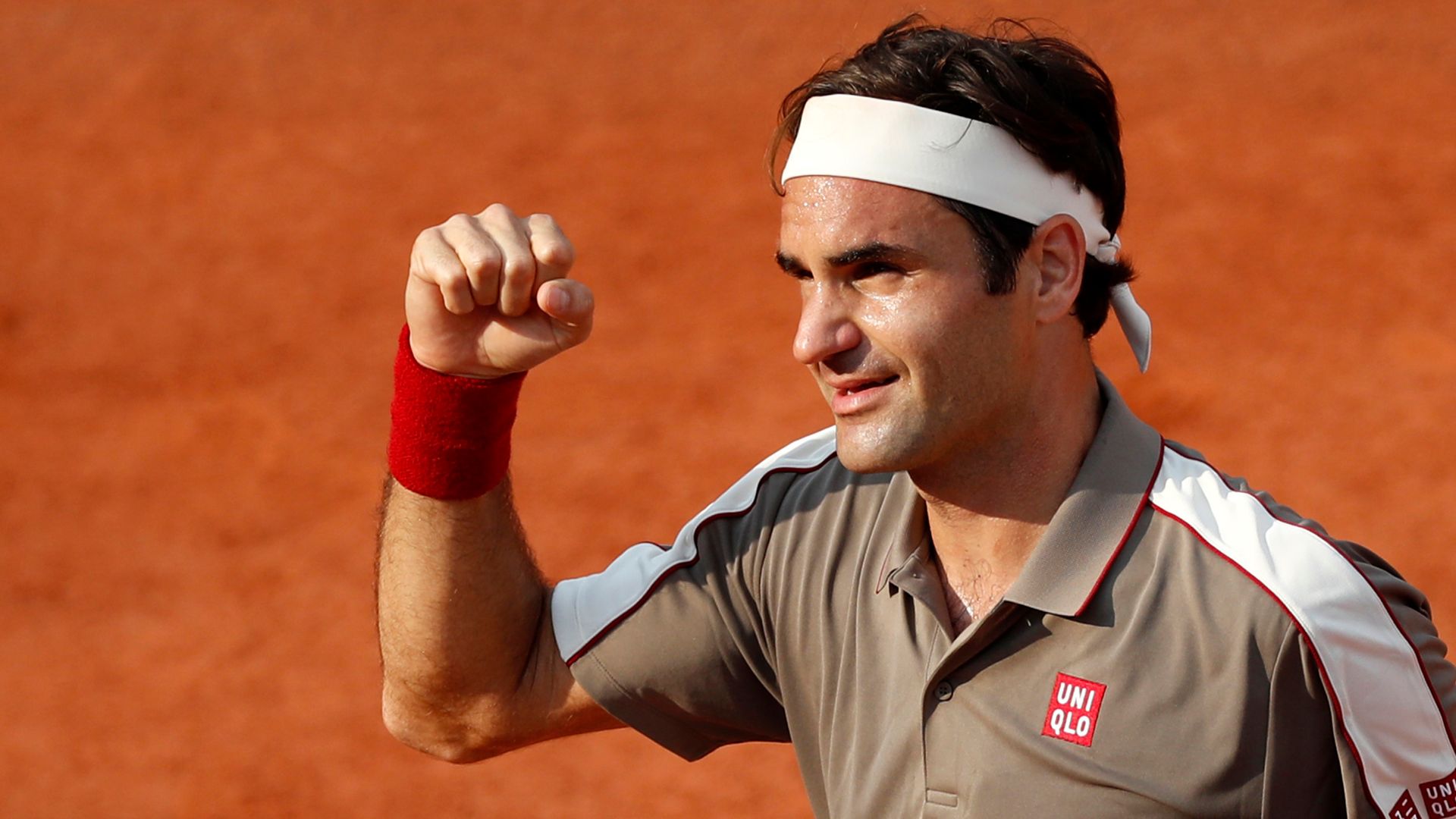 Federer plans to play at the French Open