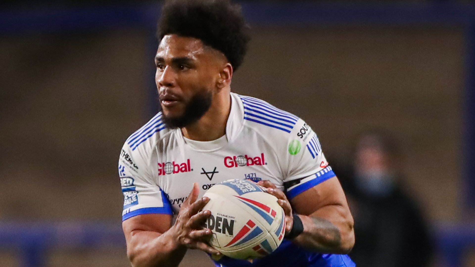 Dual code England international Eastmond retires aged 31