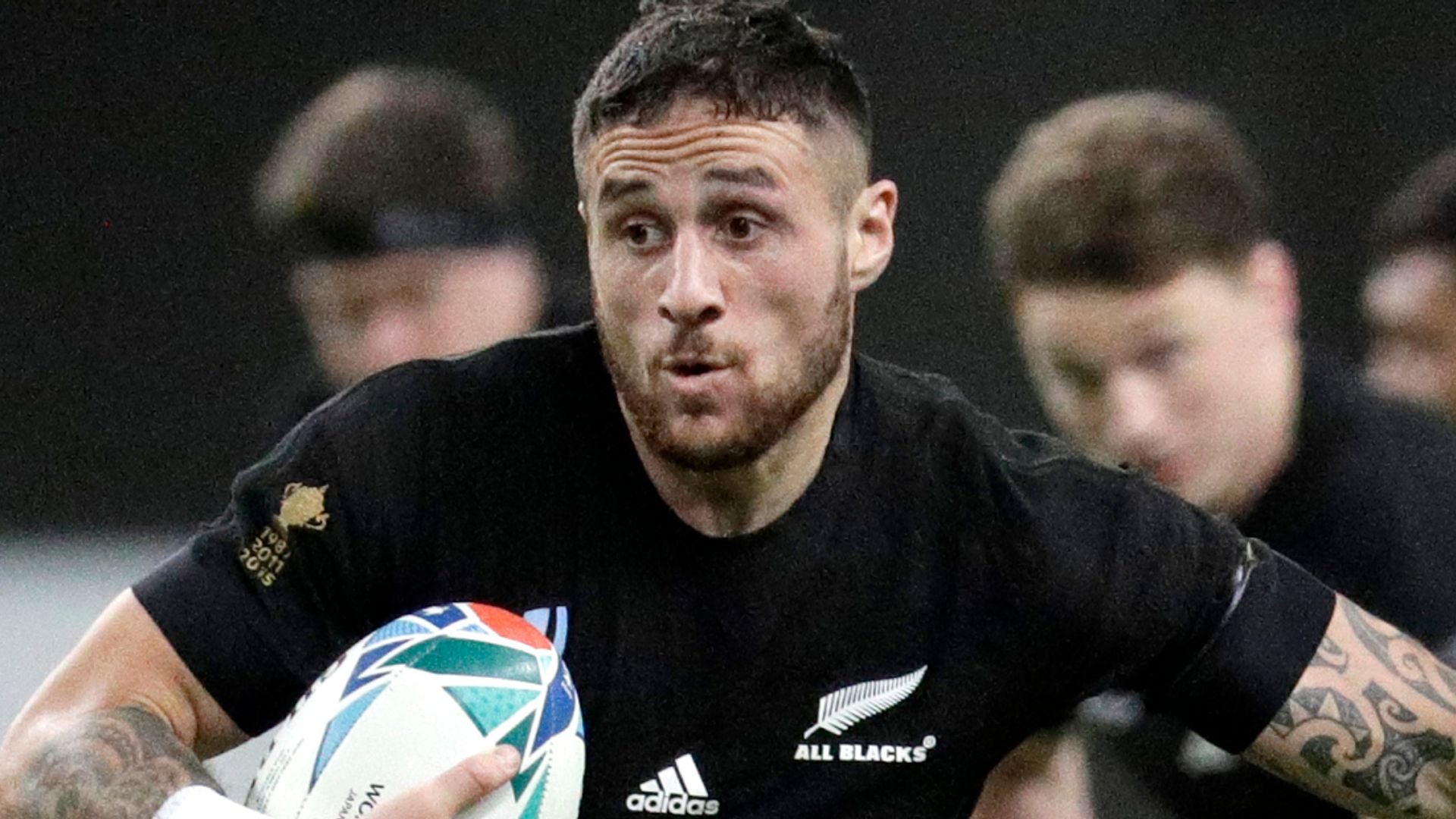 Perenara confirms interest in league switch