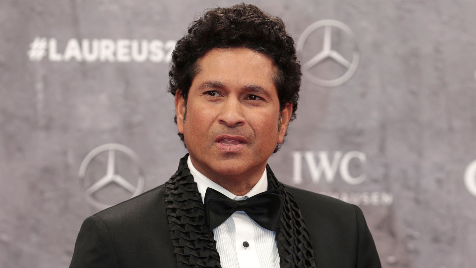 Tendulkar hospitalised after contracting Covid-19