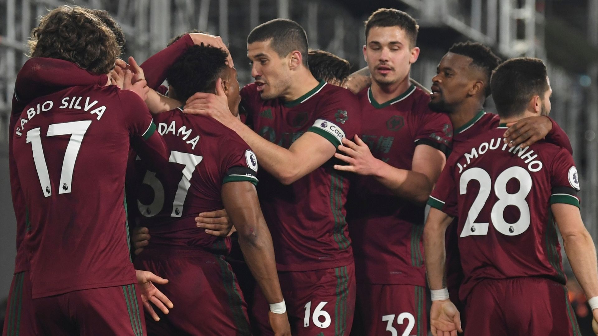 Wolves sink Fulham after late Traore stunner