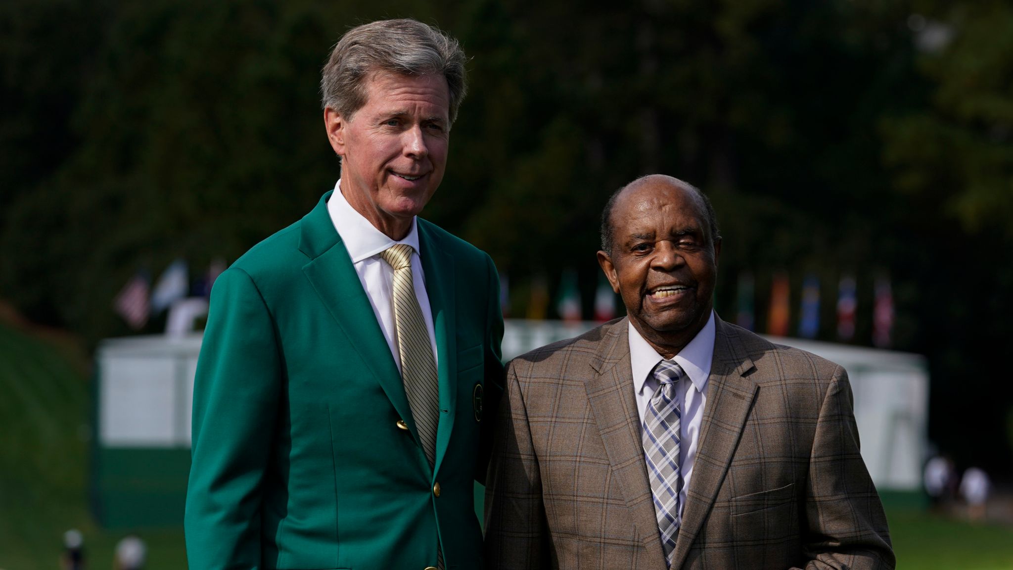 the masters a profile of honorary starter lee elder the first black man to play in the tournament golf news sky sports