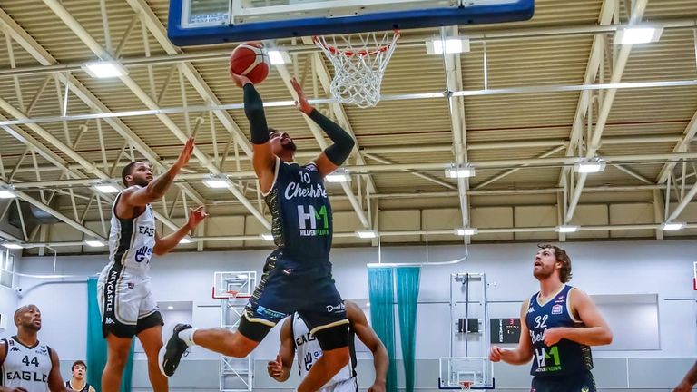 Gordon reaches for the layup against the Eagles