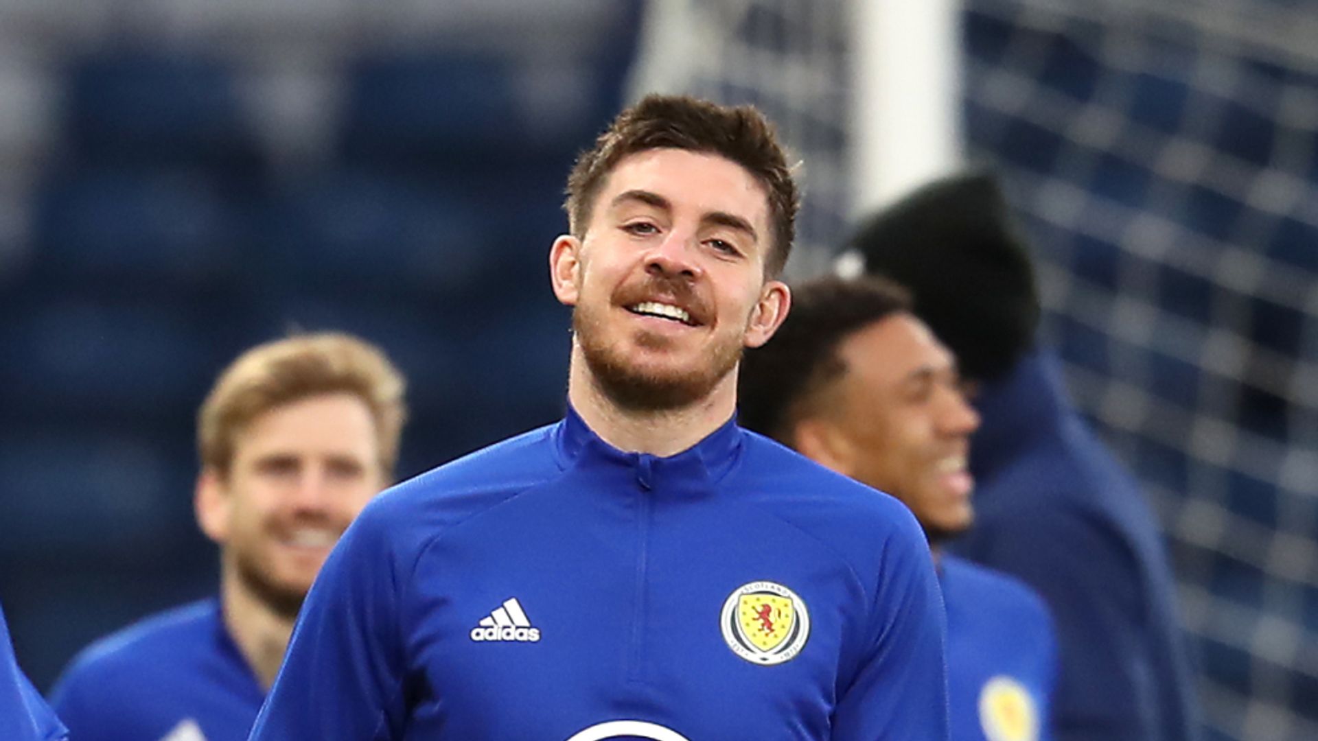 Aberdeen agree fee for Motherwell's Gallagher
