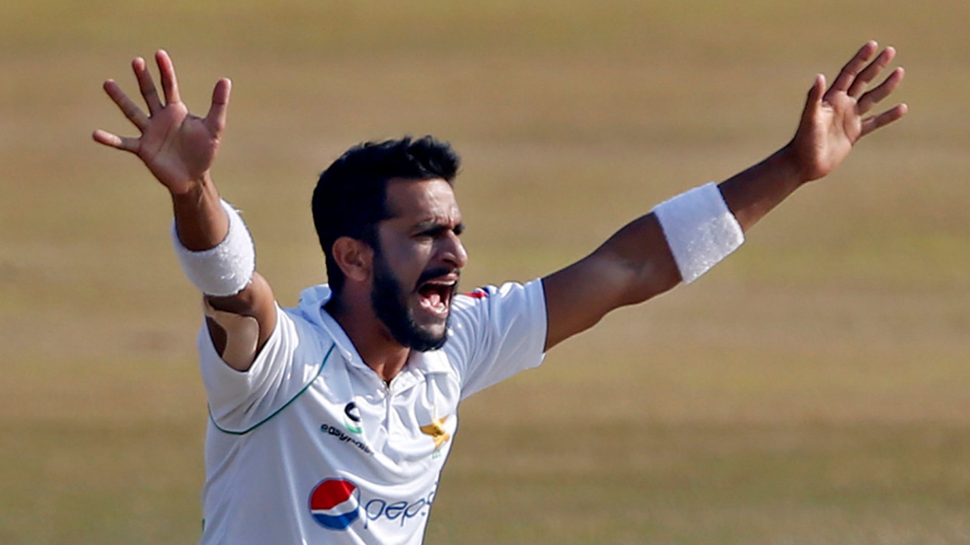 Hasan five-for wraps up Pakistan innings win