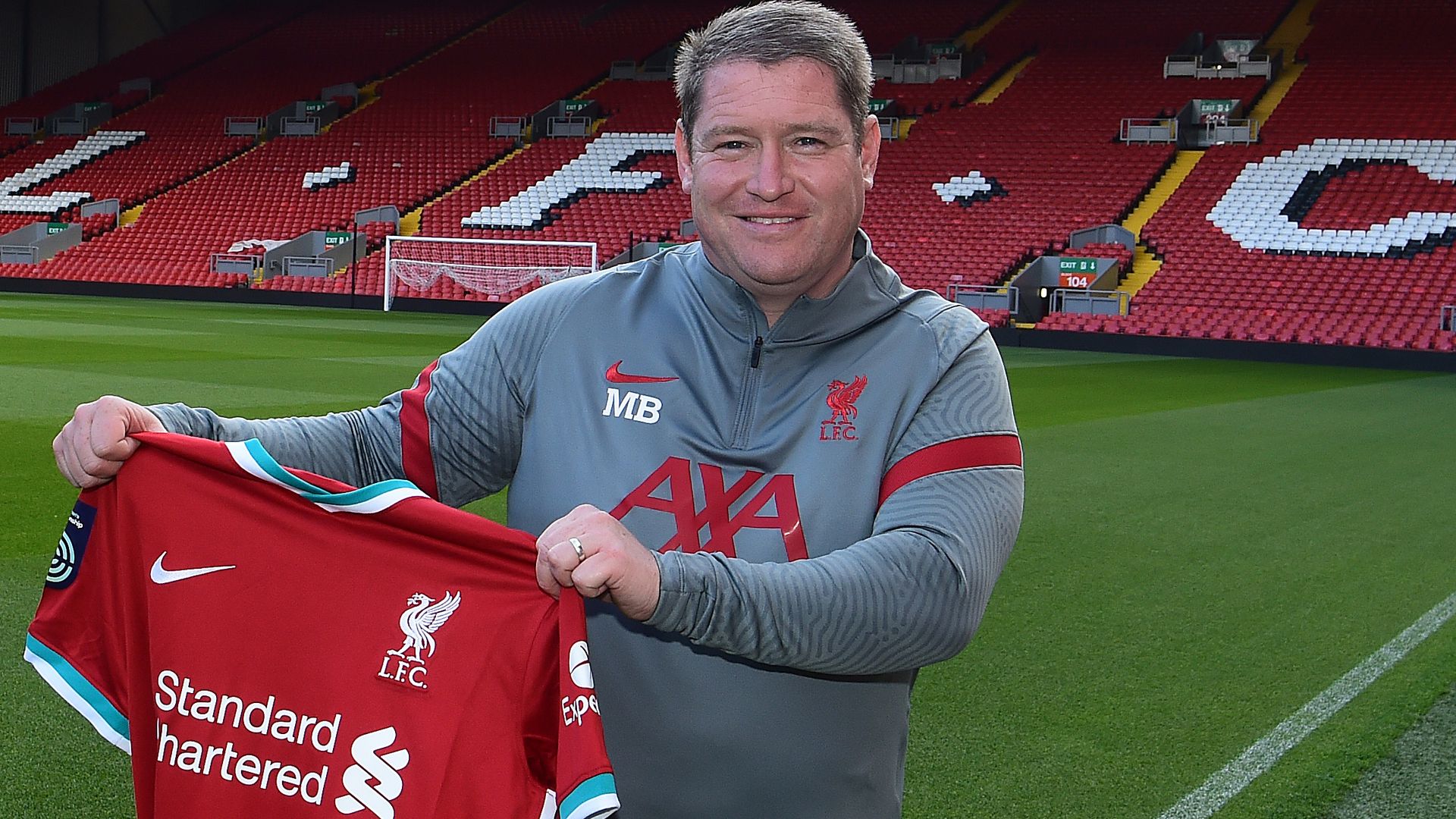 Liverpool Women appoint Beard as new boss