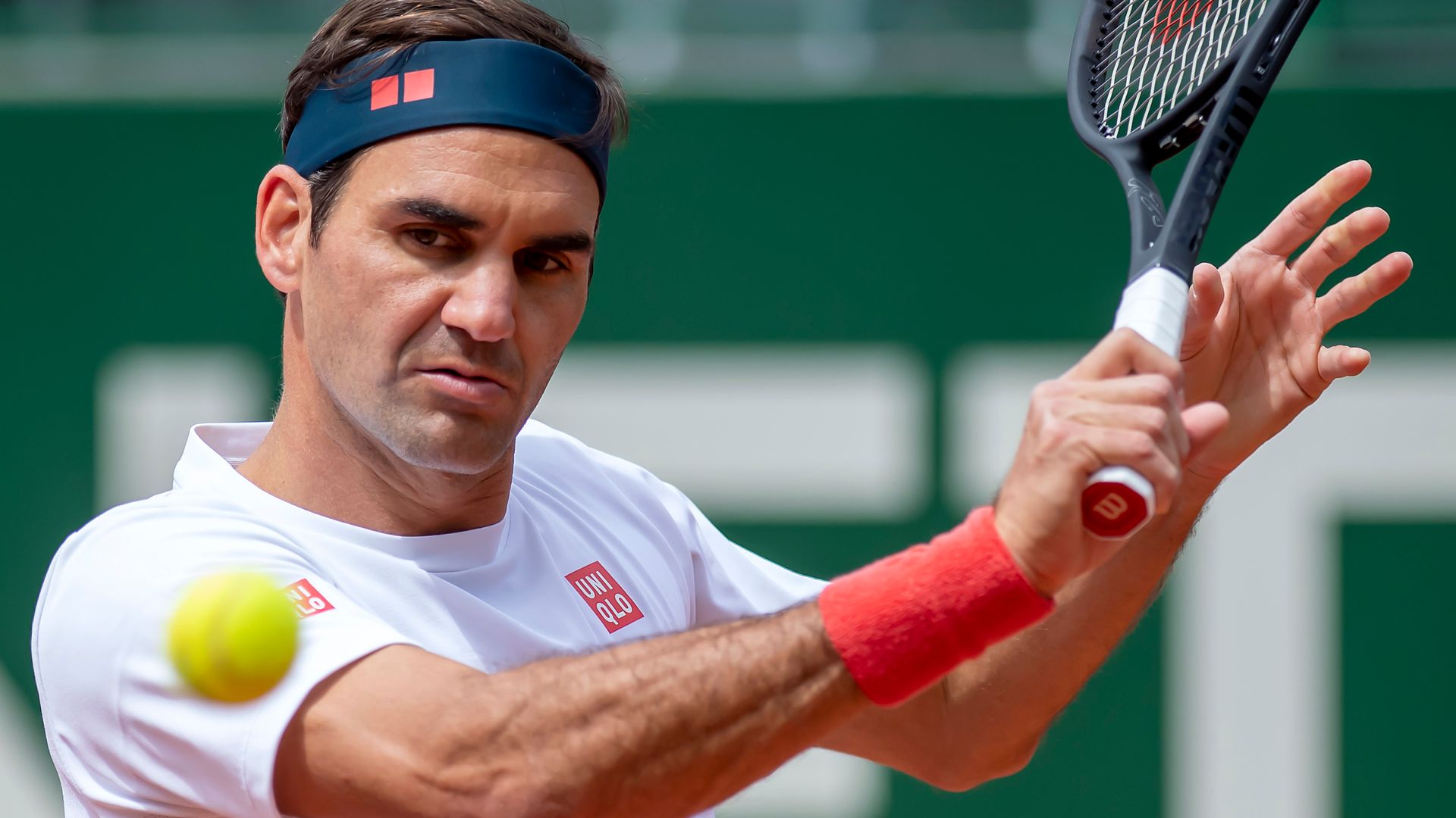 Vaccinated Federer returns to lead strong field in Geneva
