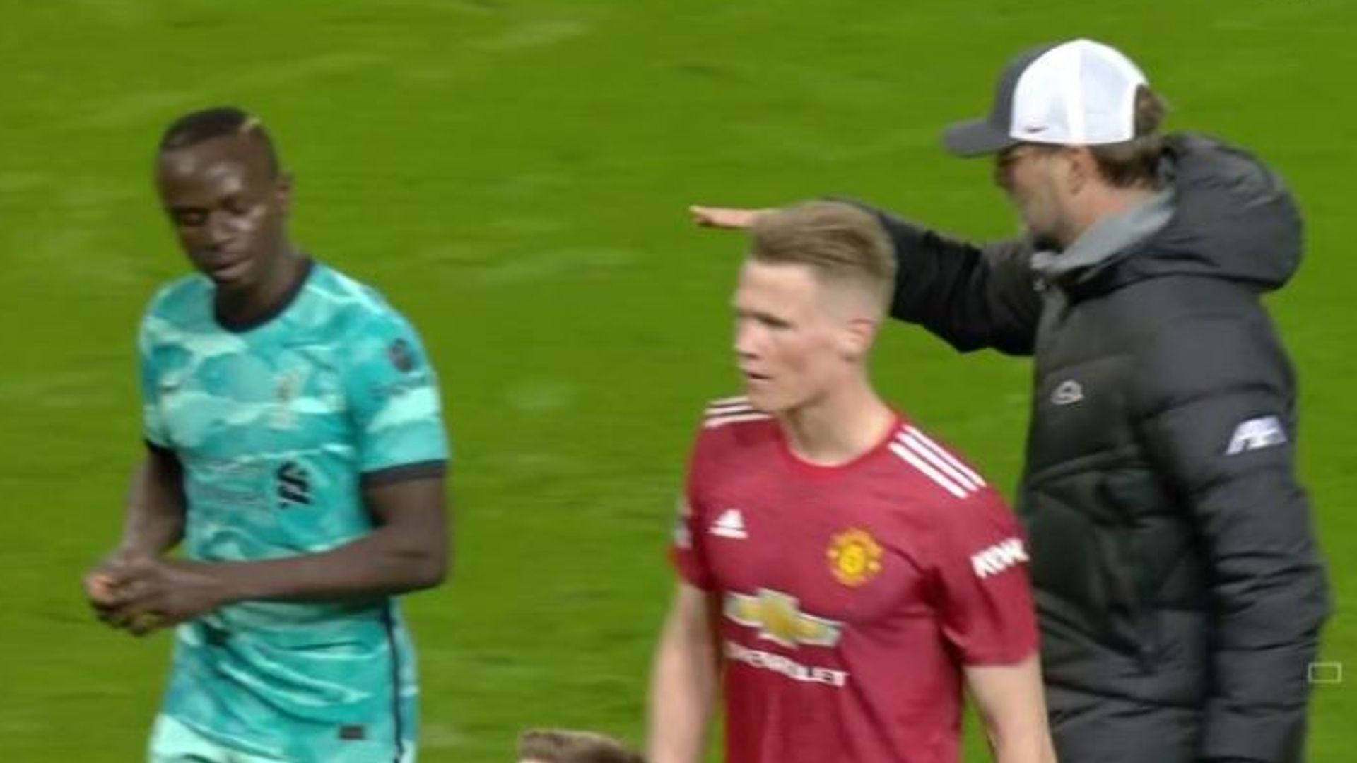 Klopp plays down Mane handshake snub