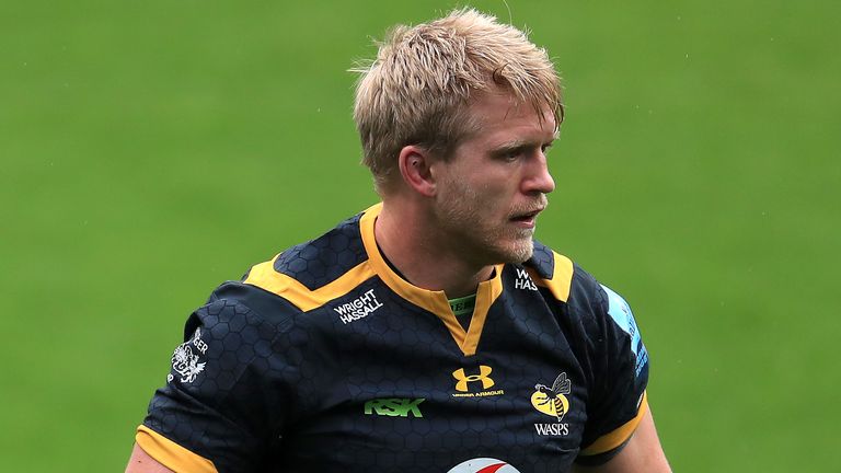 Ben Morris was sent off for a high tackle, but Wasps were still able to beat Worcester