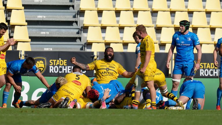 La Rochelle players celebrate Gregory Alldritt's try in the win over Leinster