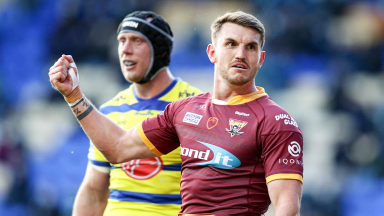 Highlights as Huddersfield held off a second-half fightback from Warrington to triumph in Super League on Monday