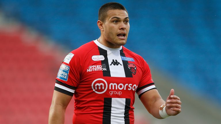 Tui Lolohea: Half-back leaves Salford Red Devils to link up with Ian Watson again at Huddersfield Giants |  Rugby League News